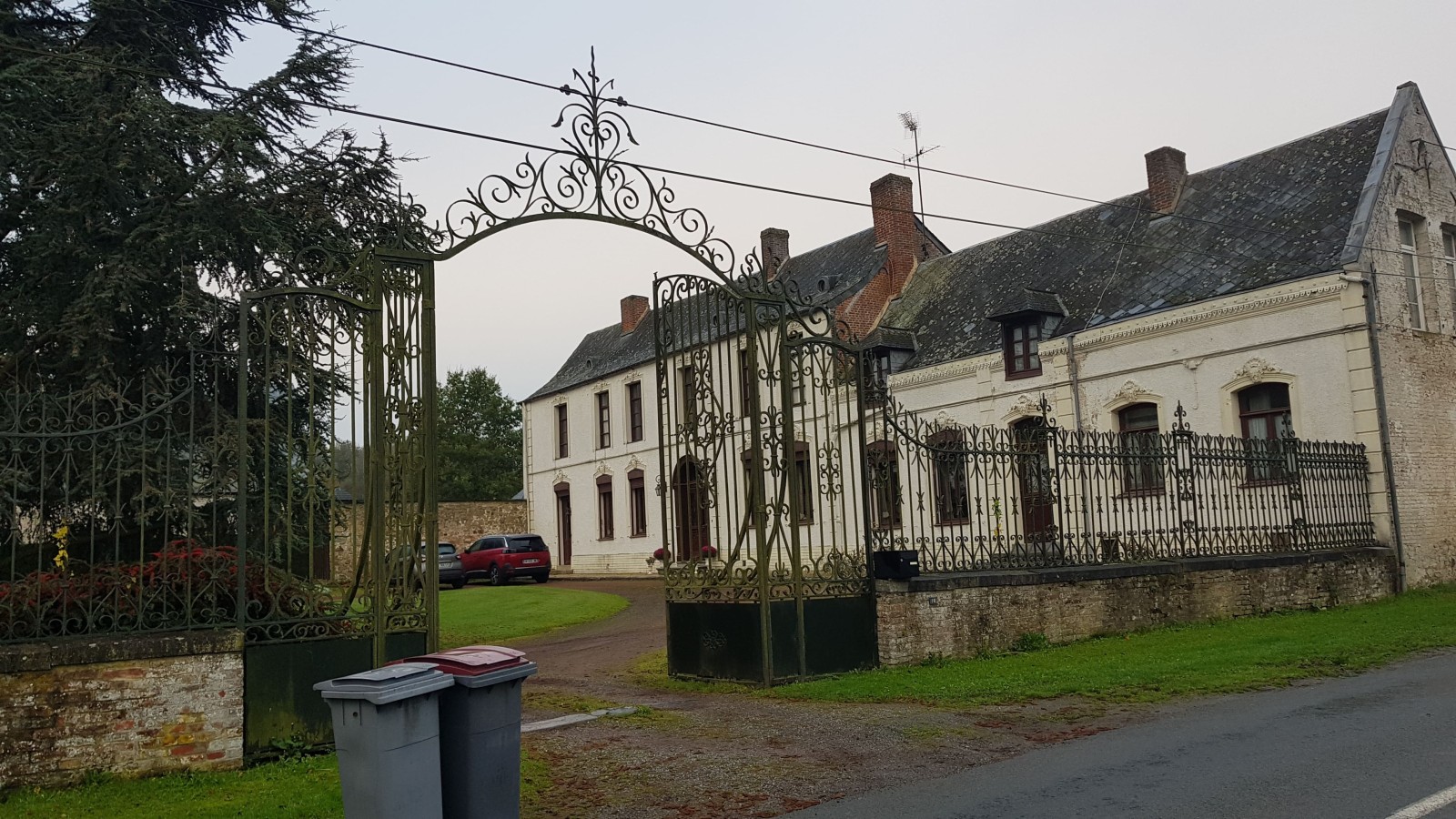 belle demeure à la campagne dans le nord de la France